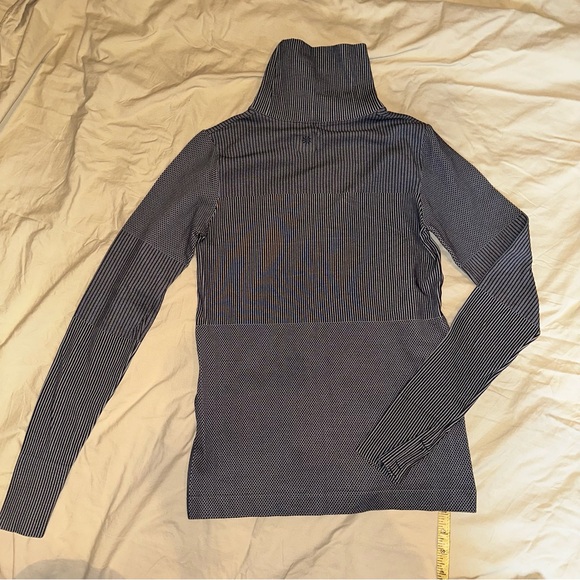 Athleta Stretchy Base Layer - Picture 10 of 10